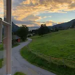 度假居 Historic In Scenic